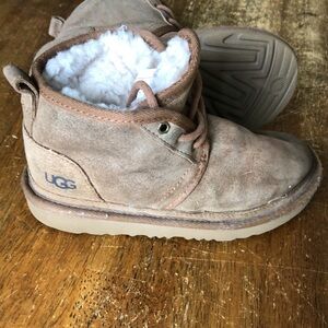UGG Kids Lace-Up Booties, size 13